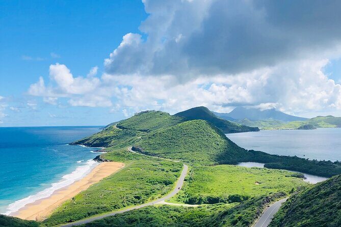 3 Hours Private Royal Highlight Tour in St. Kitts - Basseterre highlights: French-era town edges and Independence Square
