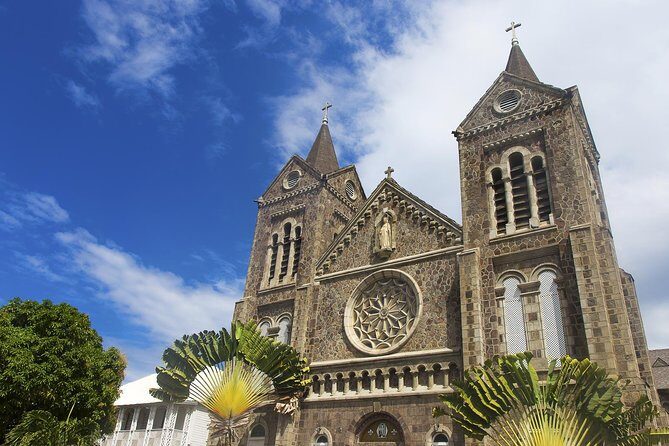 An Exciting, Scenic and Historical Island Tour - Who should book this St Kitts island tour, and who might not
