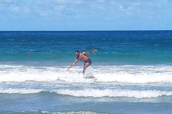 Beginner 2h Surf lesson - Who should book this beginner surf lesson in St Kitts