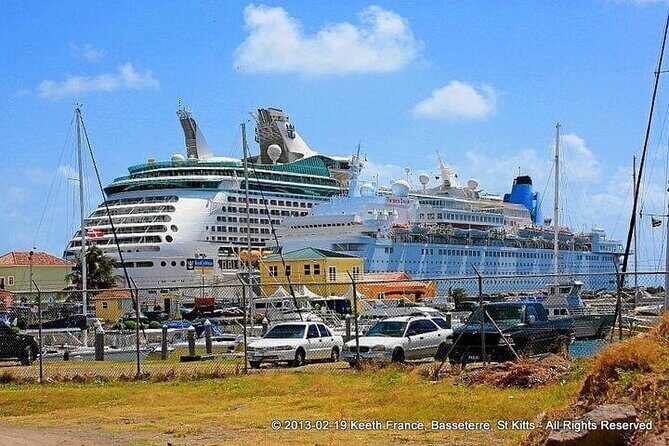 Best of St. Kitts Private Half Day Tour - Basseterre Highlights: Piccadilly Circus, Independence Square, and War Memorial