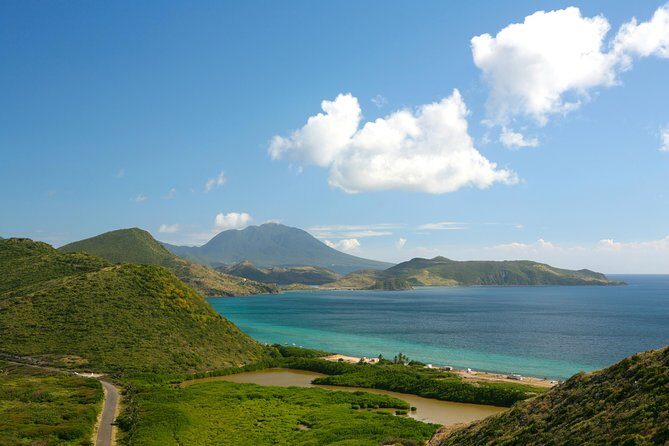 Full Island Panoramic Tour of St Kitts - Getting Your Bearings: how a 9:30 AM full-circle van day plays out