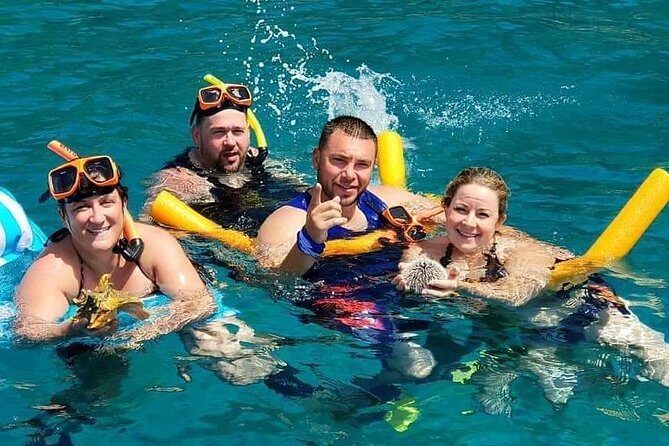 JetSki Snorkel Adventure - Getting There and Starting at Cockleshell Beach