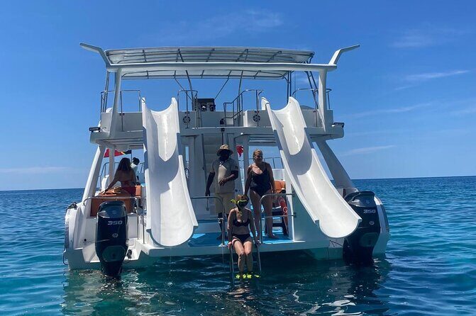Private Half Day with Waterslide Boat - Open Bar on the Water: Why It’s More Than a Perk