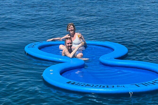 Private Luxury Full day Boat Charter With Lunch - The open bar experience (and how to enjoy it well)