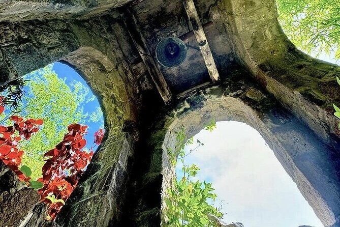Wingfield Rainforest Adventure Hike and Caribelle Batik stop - Basseterre + the 68 Square Mile Panoramic Angle
